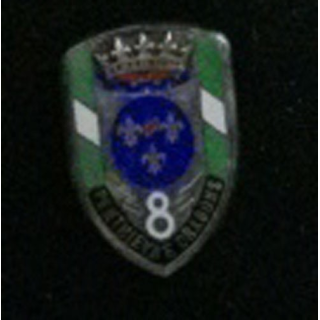 DRAGONS : insigne du 8° régiment de dragons "Penthèvre Dragons" en émail fabrication Drago sans attache