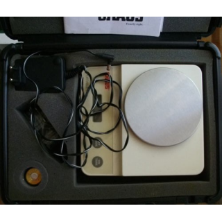 Balance électronique de précision OHAUS modèle C 305