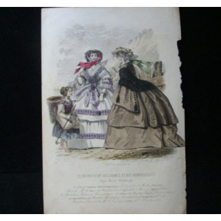 MODE : Le Moniteur des dames et des demoiselles : gravure couleur de Jules David présente deux femmes et un enfant en robe