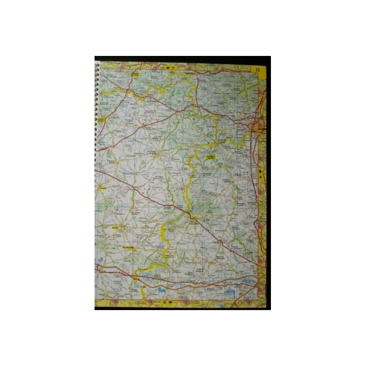Atlas routier France Belgique Luxembourg dont la légende 5 langues