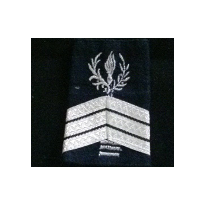 Fourreau de sergent-chef du commissariat  sur fond noir