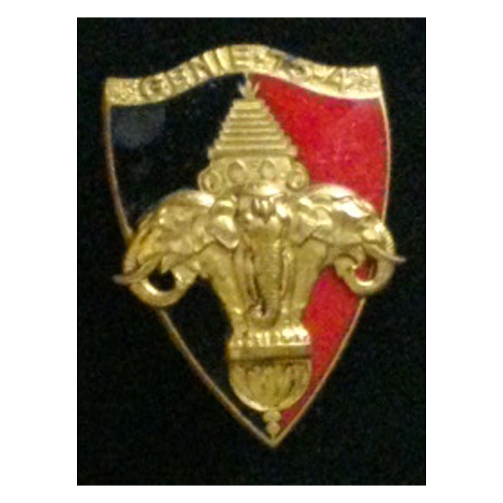 LAOS : insigne de la 4° compagnie du 75°bataillon du génie au Laos en émail de fabrication Drago Rue Olivier Métra H. 796