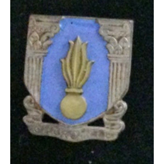 Ecole militaire de Cherchell en émail Drago rue Béranger déposé EMIC
