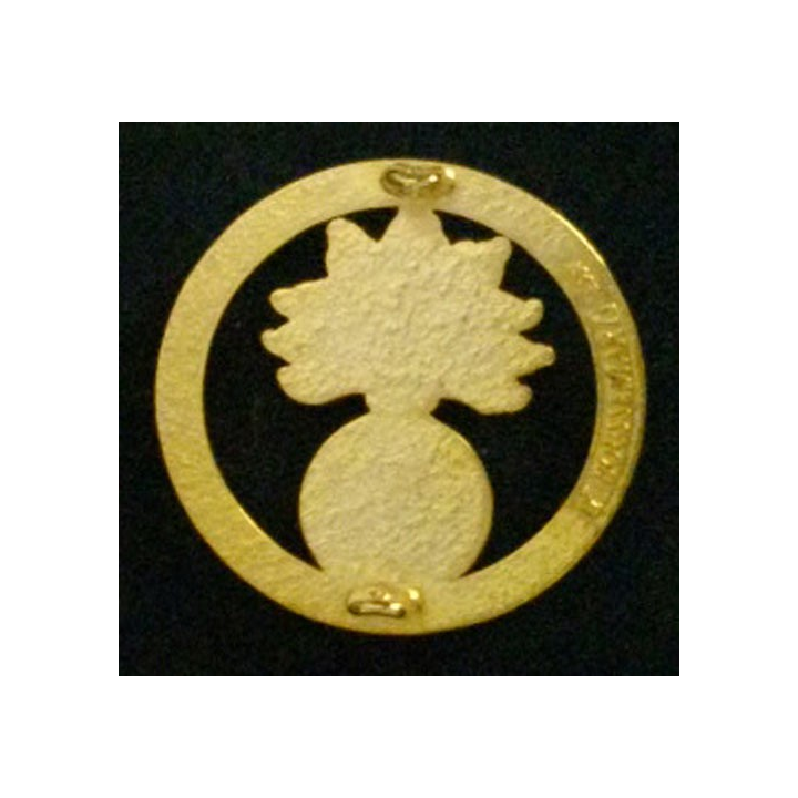 INSIGNE DE BÉRET DES ÉCOLES : insigne de béret des écoles doré fabriqué par Boussemart en 2001