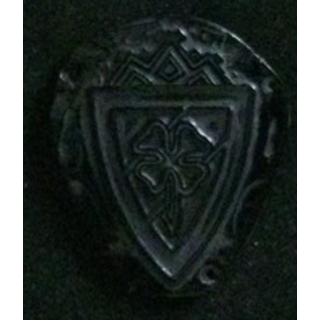 matrice sur résine ou bakélite du 153° régiment d'infanterie (taille de l'insigne 3,5 x 2,3 cm)