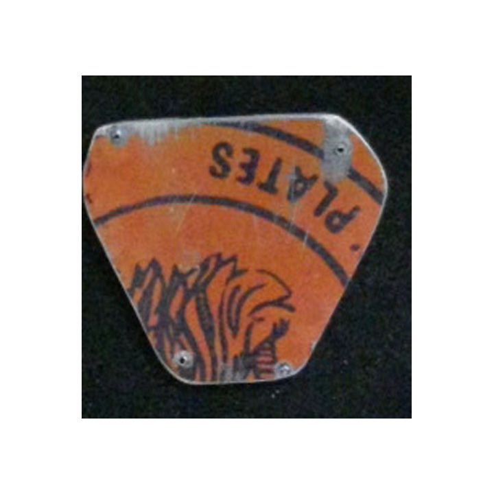 MATRICE SUR MÉTAL du 23° régiment d'infanterie écu (taille de l'insigne 3,6 x 2,5 cm)