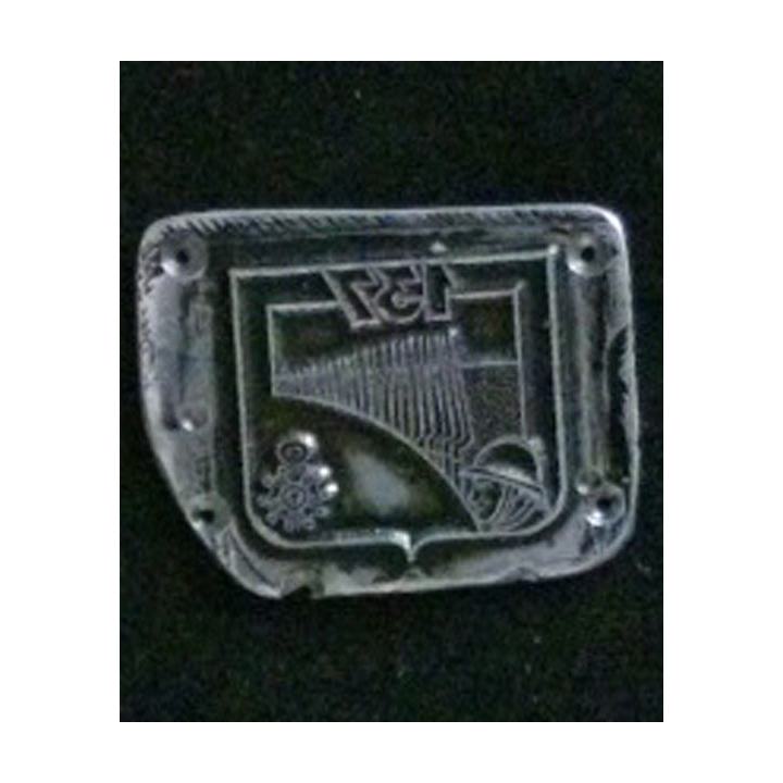MATRICE SUR MÉTAL du 137° régiment d'infanterie (taille de l'insigne 2,2 x 2,3 cm)