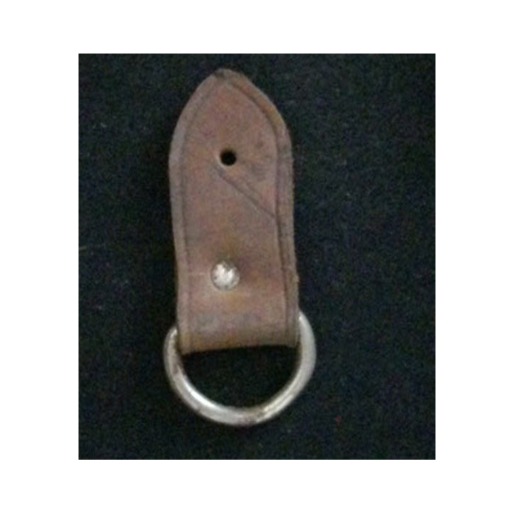 Passant en cuir avec une boucle métallique