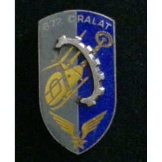 672° CRALAT : insigne de la 672° compagnie de réparation de l'aviation légère de l'armée de terre de fabrication Drago G. 2046