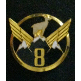 8° GALAT : insigne du 8° groupe de l'aviation légère de l'armée de terre de fabrication Drago G. 1822 en émail