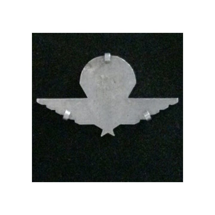 GCF : Insigne du groupe de commando de France en aluminium avec la croix de Lorraine en relief