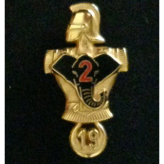 19° RG 2° Cie : insigne de la 2° compagnie éléphant noir du 19° Régiment du Génie de fabrication Martineau