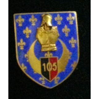 105° BG :  insigne du 105° bataillon du génie en émail de fabrication Drago G. 1404 dos guilloché 1 boléro