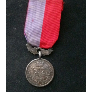 FRANCE : médaille des sociétés musicales du Nord et du Pas de Calais en métal argenté de diamètre 3 cm