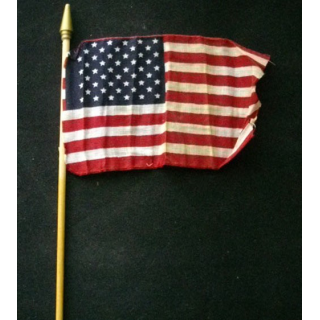 USA : drapeau US de dimensions 16 x 10 cm en tissu avec hampe en bois et pointe plastique