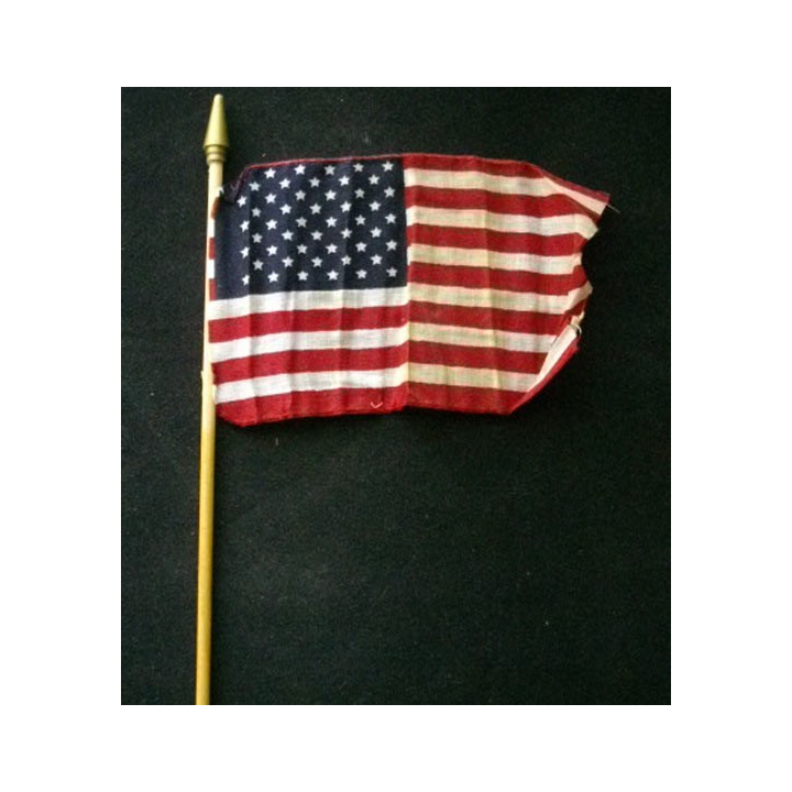 USA : drapeau US de dimensions 16 x 10 cm en tissu avec hampe en bois et pointe plastique