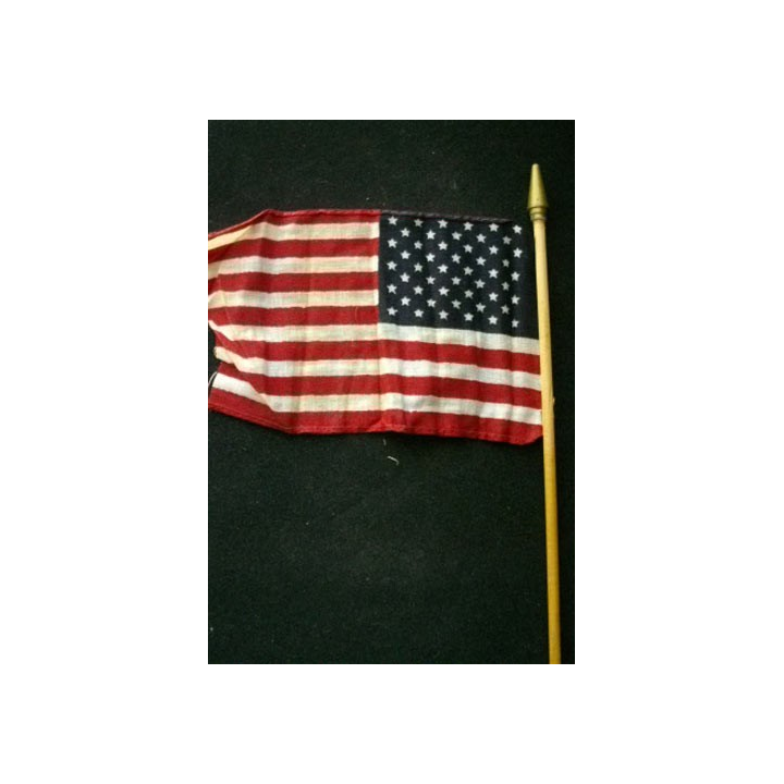 USA : drapeau US de dimensions 16 x 10 cm en tissu avec hampe en bois et pointe plastique