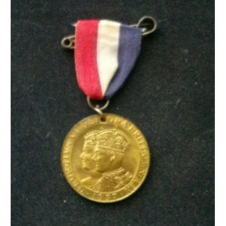 GRANDE BRETAGNE : médaille commémorative du couronnement du Roi George VI et de la Reine Elisabeth en 1937 en bronze