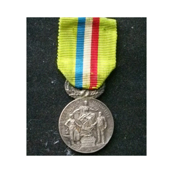 FRANCE : médaille de l'Epargne et de la mutualité attribuée à Jean Dasque en 1902 en argent