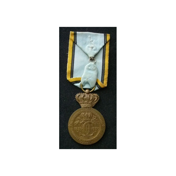 ROUMANIE : médaille du centenaire de Carol 1er 1839 - 1939 en bronze