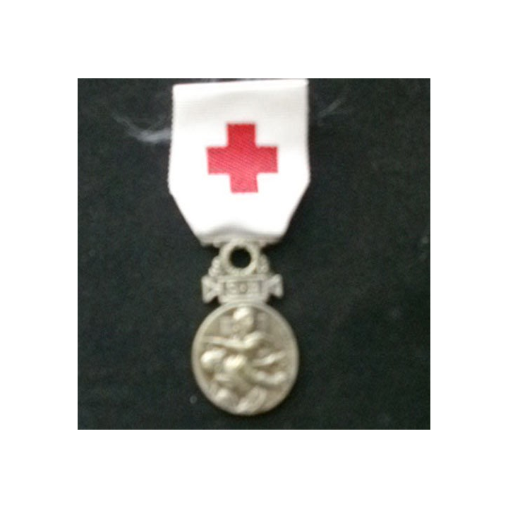 FRANCE : médaille de la société française de secours aux blessés militaires 1864 - 1866 avec un ruban neuf signée L. Bottée