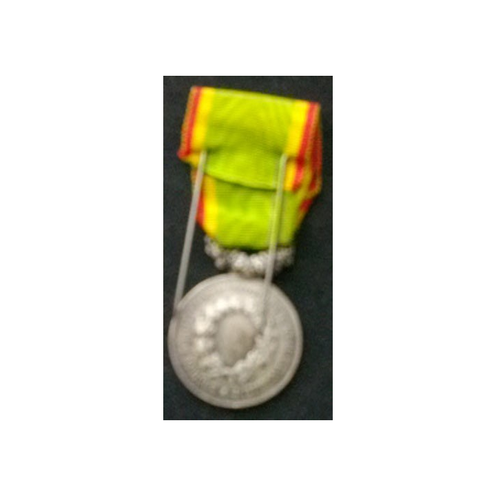FRANCE : médaille de la société républicaine d'encouragement au dévouement en bronze argenté de diamètre 3 cm