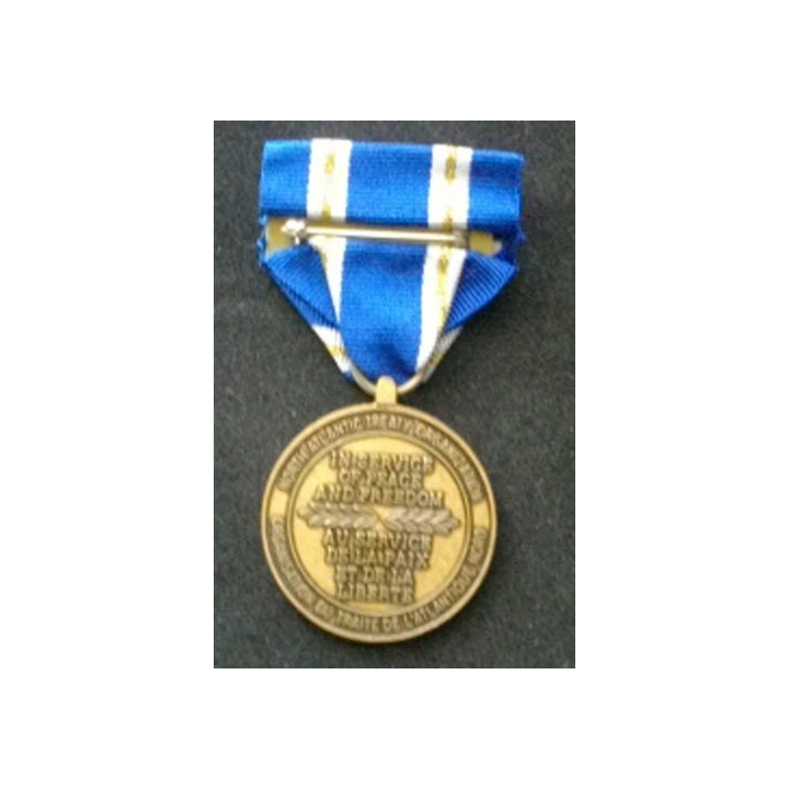 OTAN : médaille commémorative de l'OTAN pour l'opération "effort actif"