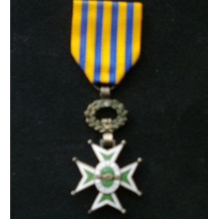 FRANCE : médaille de la société civile Union et Maintien en émail grand feu en bronze argenté ou en argent ?
