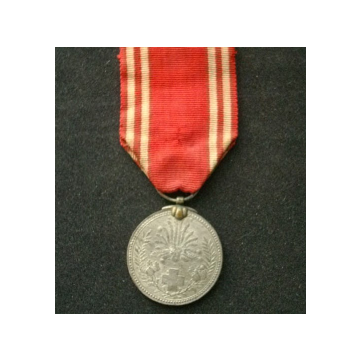 JAPON : médaille de 2° classe de la Croix Rouge japonaise datant de la seconde guerre mondiale