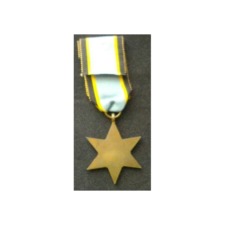 ROYAUME UNI : médaille commémorative anglaise de la Air Crew Europe qui est une copie