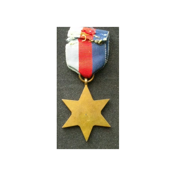 GRANDE BRETAGNE : Croix de guerre anglaise 1939-1945 star qui n'est pas attribuée