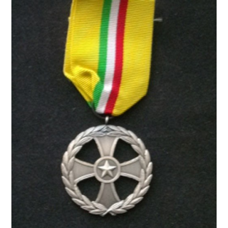 ITALIE : médaille commémorative de la guerre du Golfe 1991