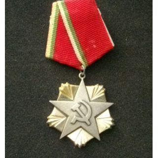 BULGARIE : médaille de l'Ordre du mérite communiste du travail de classe bronze