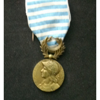 FRANCE : médaille commémorative du Levant en bronze de module 2,8 cm de diamètre