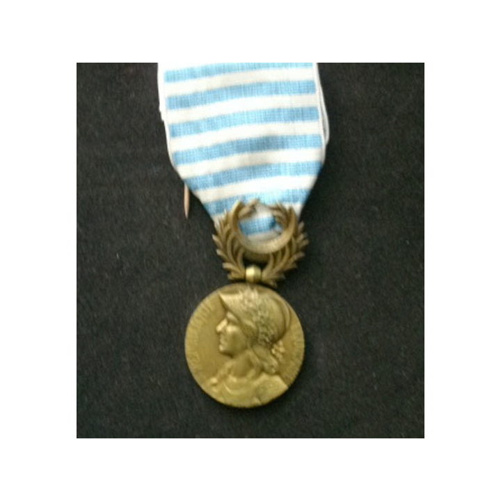 FRANCE : médaille commémorative du Levant en bronze de module 2,8 cm de diamètre