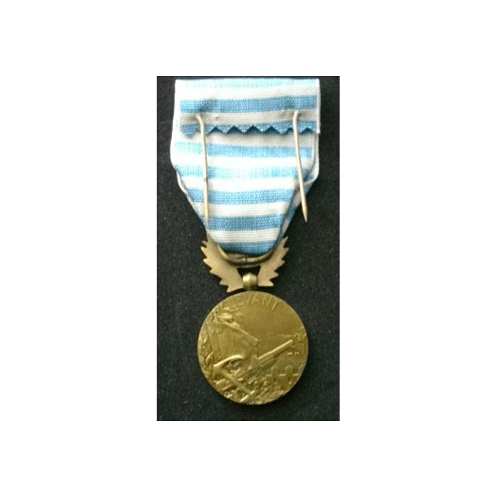 FRANCE : médaille commémorative du Levant en bronze de module 2,8 cm de diamètre