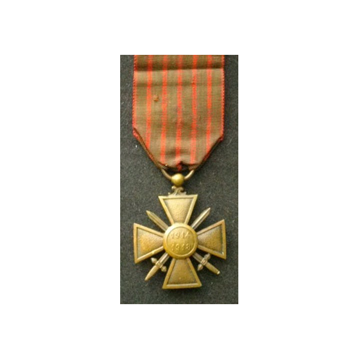 FRANCE : Croix de guerre 1914-1918 avec une citation (étoile de bronze) en bronze