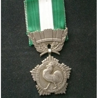 FRANCE : médaille des collectivités locales en métal argenté grand module module signée Crouzat