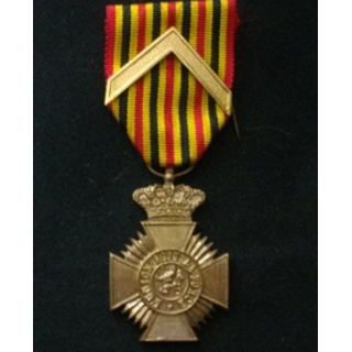 BELGIQUE : médaille du mérite militaire belge pour ancienneté de 1° Classe l'union fait la force