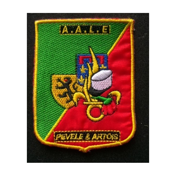 LEGION : insigne tissu de la légion de l'antenne de Pevelle et Artois de taille 6,5 cm x 8,6 cm brodé