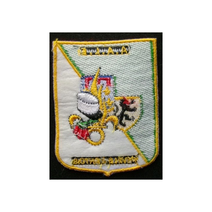 LEGION : insigne tissu de la légion de l'antenne de Pevelle et Artois de taille 6,5 cm x 8,6 cm brodé