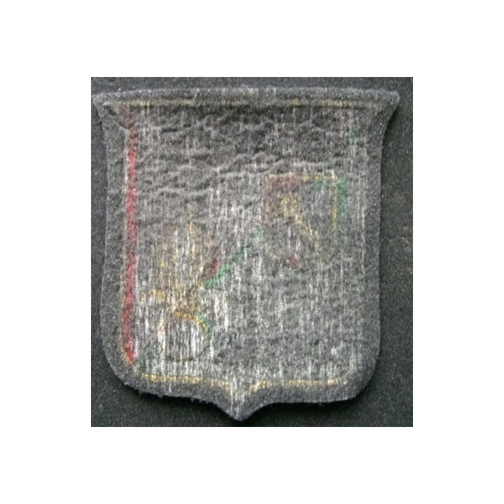 LEGION : insigne tissu de la légion antenne de Colmar  de taille 9 cm x 7,7 cm brodé fils d'or