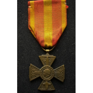 FRANCE : médaille de la croix du combattant volontaire de 1939-1945 en bronze