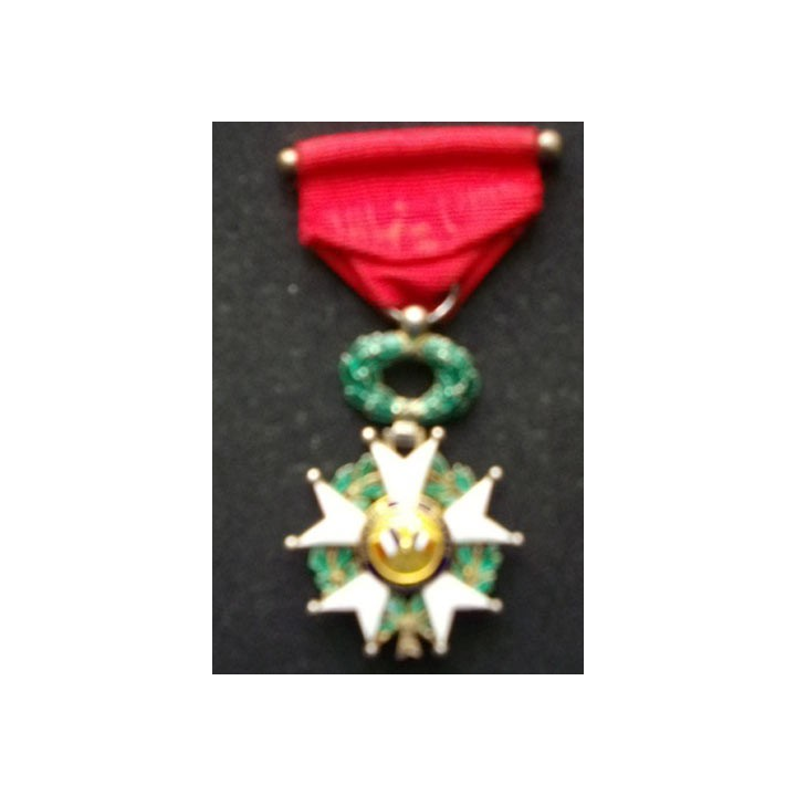 FRANCE : médaille de chevalier de l'Ordre de la légion d'Honneur 3° république émaux parfaits et centres en or