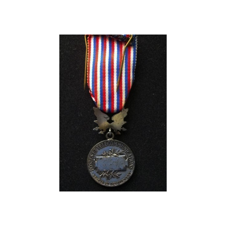 FRANCE : médaille d'argent des postes et télécommunications en argent non attribuée