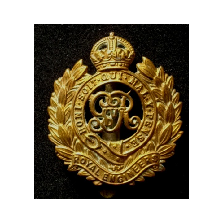 ROYAUME UNI : Insigne de casquette du génie anglais en métal de largeur 4,1 cm