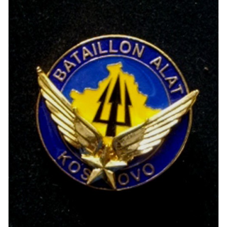 ALAT : insigne du bataillon de l'aviation légère de l'armée de terre (BATALAT) de la Kosovo Force (KFOR)