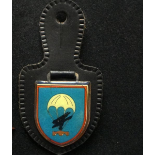 ALLEMAGNE : insigne du génie parachutiste allemand bataillon de pontage (?) 3