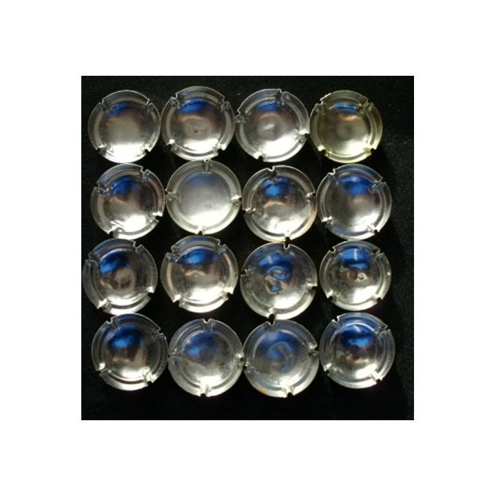 MUSELET : Lot de 16 muselets de bouteilles de champagne et de mousseux ou assimilés lot 10
