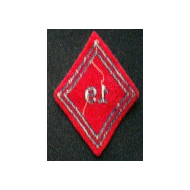 losange de bras modèle 45 ARTILLERIE 19° RA TROUPE : insigne de losange de bras modèle 45 du 19° régiment d'artillerie troupe